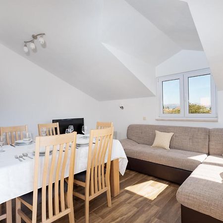 Holiday Home Lydia Slatine Εξωτερικό φωτογραφία