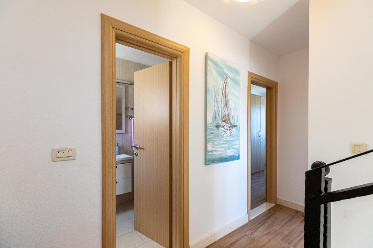 Holiday Home Lydia Slatine Εξωτερικό φωτογραφία
